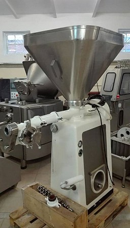 Шприц колбасный шнековый PSS U-159 Ideal, б.у. с перкрутчиком Нижний Новгород - изображение 1