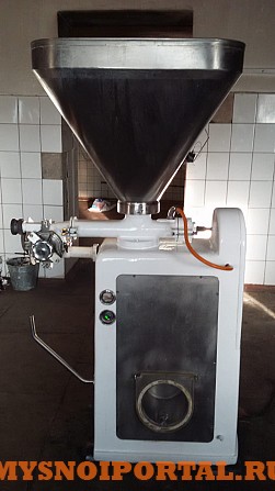 Вакуумный колбасный шприц Pss U-159 Ideal с перекрутчиком Ростов-на-Дону - изображение 1