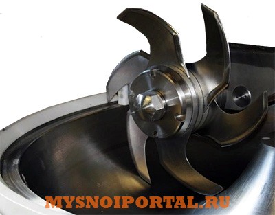 Восстановление посадочных мест подшипников вала в корпусе куттеров Воронеж - изображение 1