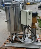 Емкость нержавеющая, объем — 0, 14 куб.м., вертикальная с насосом Москва