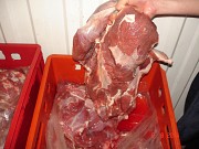 Продаю Шейно-лопаточная часть ПРОИЗВОДИТЕЛЬ ГОВЯДИНЫ,  ГОСТ, ТУ, б/к,  зам,в Барнауле доставка из г.Барнаул