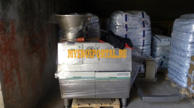 Шприцы вакуумные Vemag Robot HP 15 С, шнековый, БУ в Екатеринбурге Екатеринбург - изображение 1