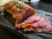 Продаю Деликатесы Карбонад сыровяленый на мягкой шкурке, РФ, от 20 кг, в Москве  Москва