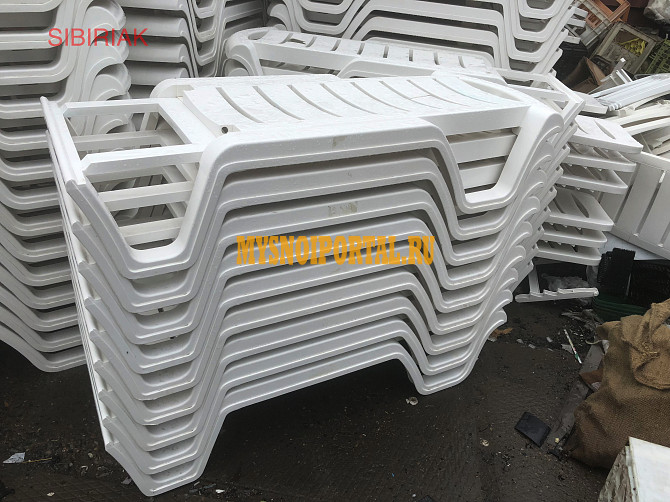 Покупаем пластиковые шезлонги лежаки Красноярск - изображение 1