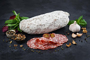 Салями Тартюффо Salame Tartuffo свиная сыровяленая колбаса с трюфелями оптом доставка из г.Ростов-на-Дону