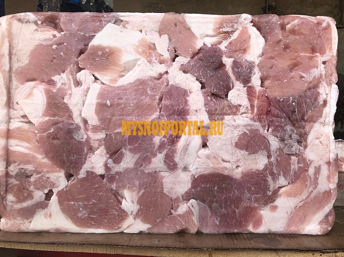 Свинина полужирная монолит, Гост 80% Москва - изображение 1