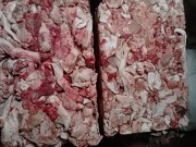 Продаю Обрезь свиная зам от 100 кг  в Омске  доставка из г.Омск